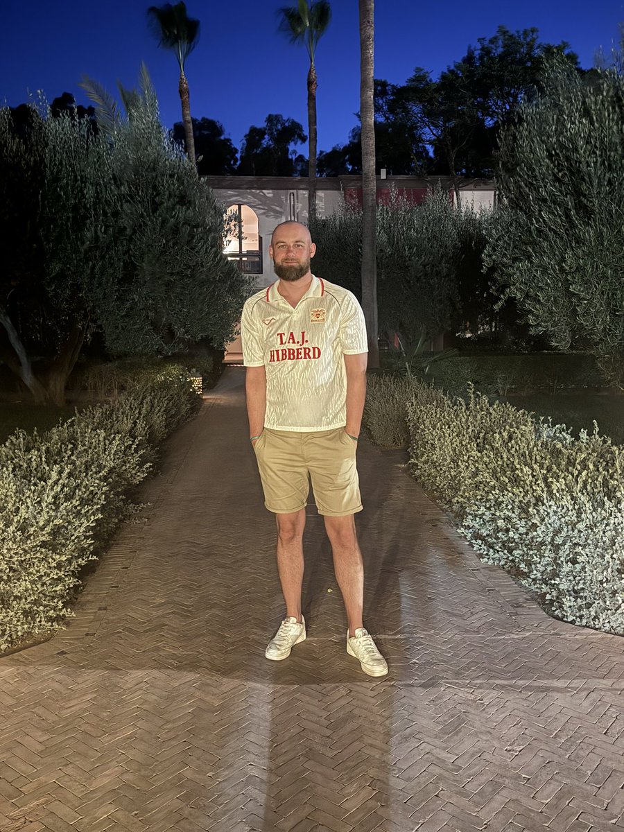 Whohitjohn's tweet photo. @OfficialECFC  Wearing this super rare number in Morocco earlier this month 👌🔴⚪️ https://t.co/B1q1cVNnWJ