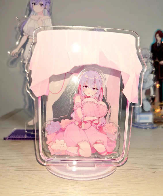 すみません 自分用に作った羽那のアクスタ見て貰ってもいいですか!! 