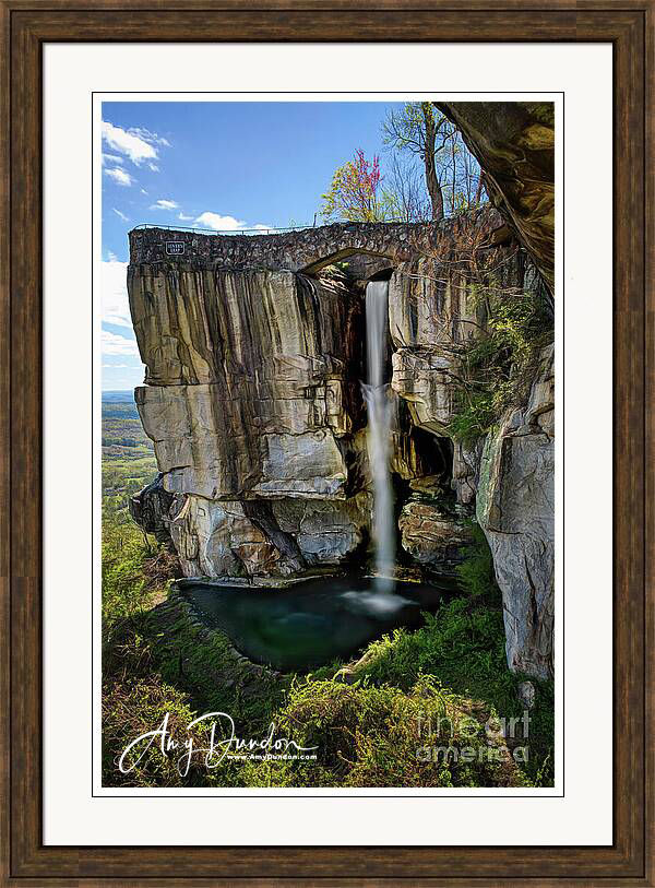 amy_dundon's tweet photo. Lover's Leap at Rock City Gardens, Georgia, near Chattanooga Tennessee!
https://t.co/NkO3CynAhn
#loversleap #chattanooga #rockcitygardens #rockformations #waterfall #framedprints #beauty #artforyyourwalls #spectacularview https://t.co/68yHXFUAhD