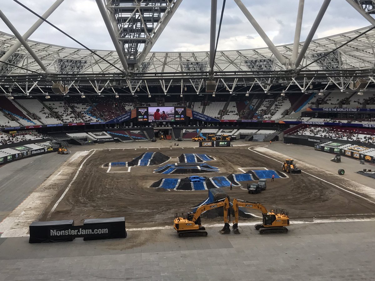 Jonathan Baggs ✒️🤹🏼‍♀️ tweet media