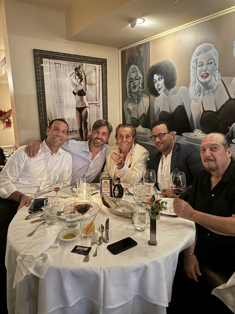 brianjesposito's tweet photo. VIP #Genco Olive Oil meetings. The best #OliveOil in the world needs to be paired with the best #BalsamicVinegar. #ModenaItaly @paramountplus @ParamountPics @ParamountMovies @paramountnet #TheGodfather #CorleoneFineItalianFoods
@corleonefine @realgiannirusso @ILPostinoNYC https://t.co/1GhFA0uYbW