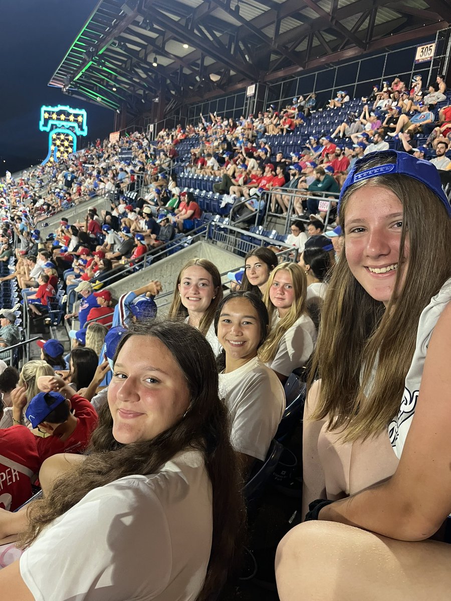 ptassone17's tweet photo. @raiderssbma take it to Citizens Bank Park after a day of softball back it today https://t.co/NxD2sMmFKf