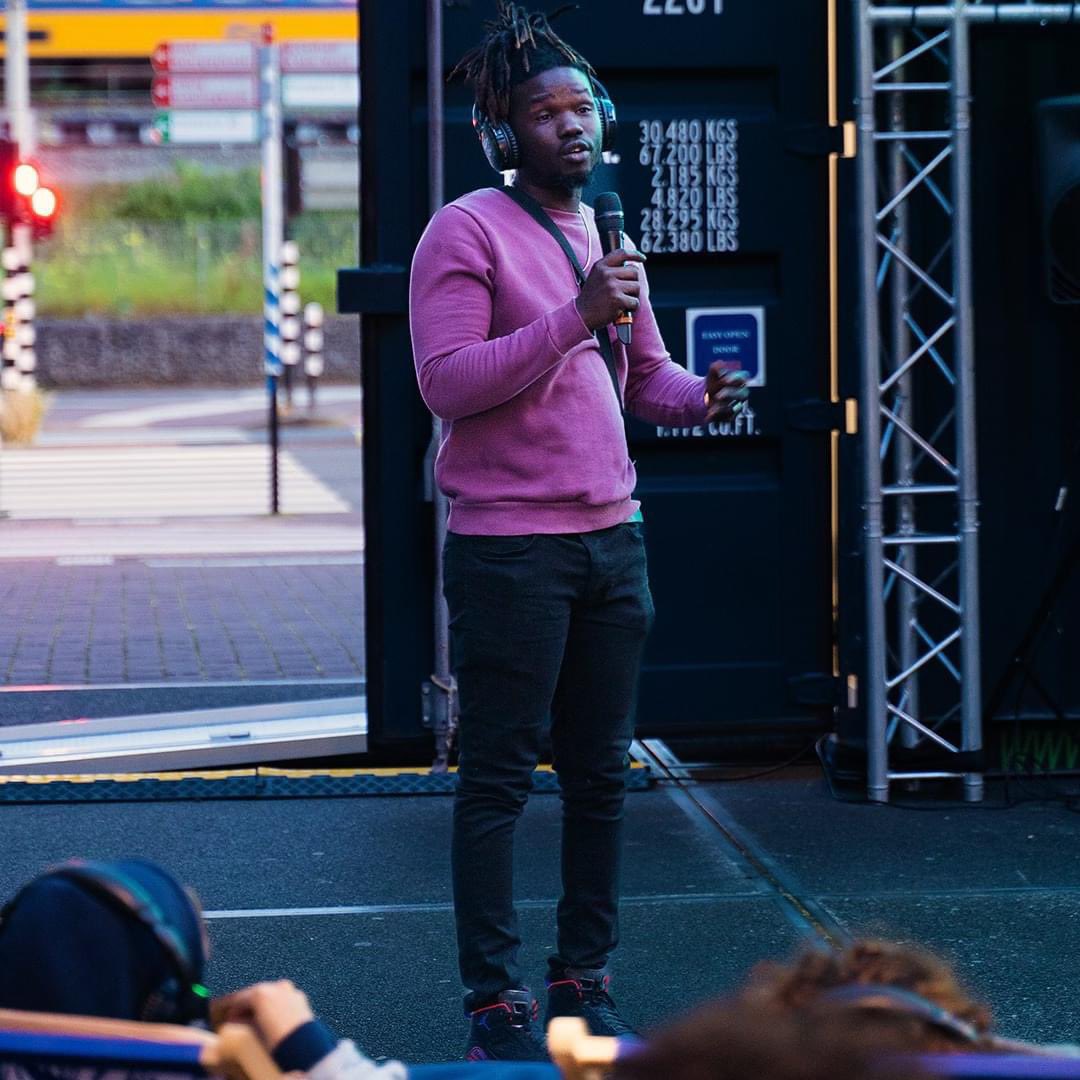 Studio411Gambia's tweet photo. Over the last two weeks- the lead actor of GFB @ceazarrr hosted an outdoor Cinema Screening of three films in Amsterdam at the Pakhuiz Zwiger! Africadelic and Yardvibes creating a platform for indepenedent filmmakers.π¬ππ½
#Cinema #Amsterdam #GiftsFromBabylon #Gambia #Studio411 https://t.co/r4pXH5BOMx
