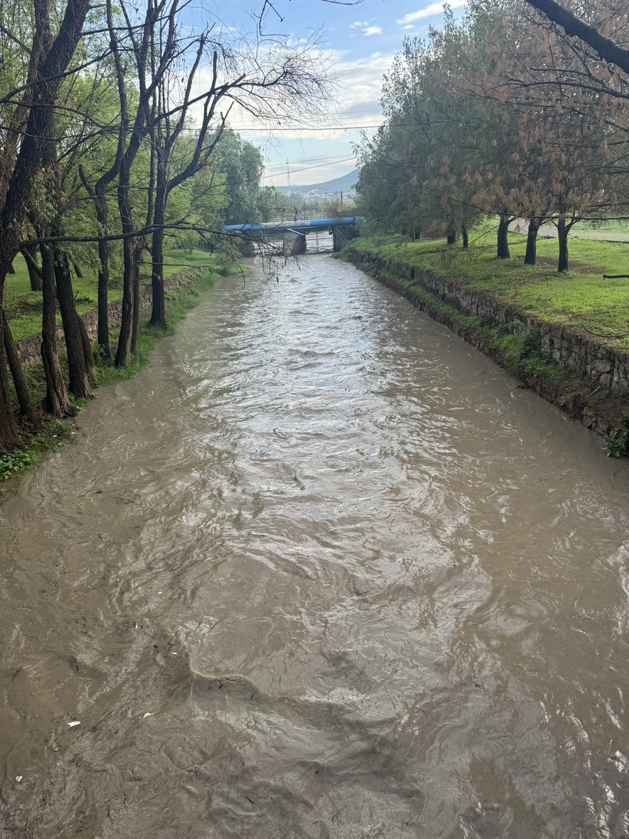 FangioMx's tweet photo. Ahora si, esperemos y se mantenga estas lluvias para llenar @parkmetroleon 
@periodicoam @Ayuda_Leon @VivoEnLeon @Sapalleon https://t.co/l3PDSbn3za