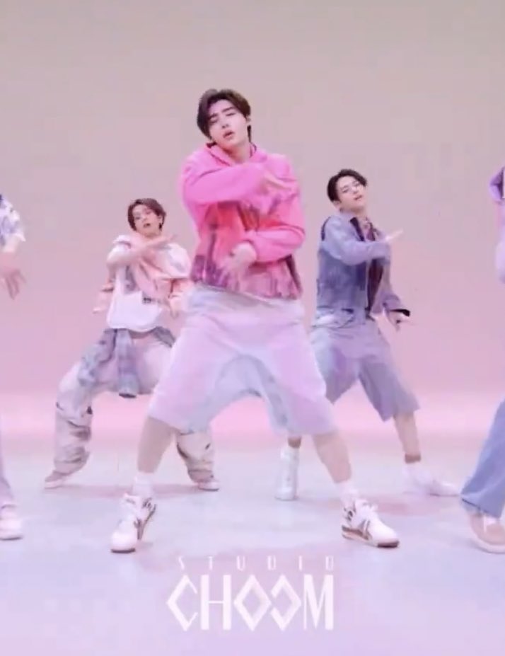 ENHYPEN ソンフン　STUDIO CHOOM Sunghoon STYLE on X: 