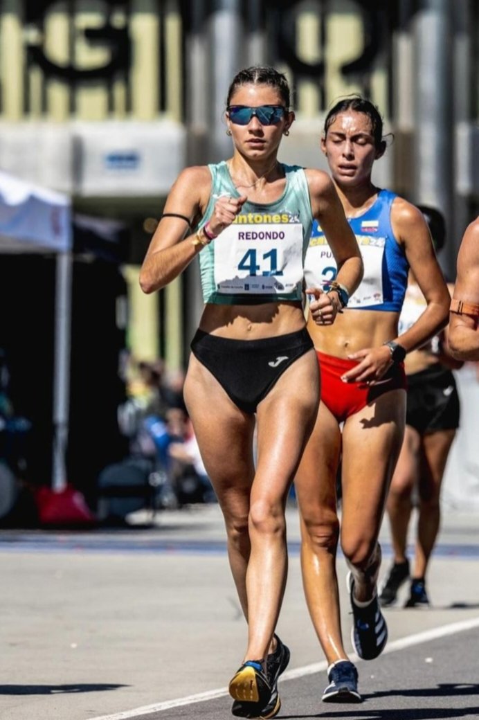 Hoy en Burgos 👇
🥇Campeona de España Sub'23 <a href="/luciaaredondo/">Lucía 💌</a>  de 10.000 m marcha con 45'34" colocándose 7a en el ranking 🇪🇦  Sub'23 All-time. 👏