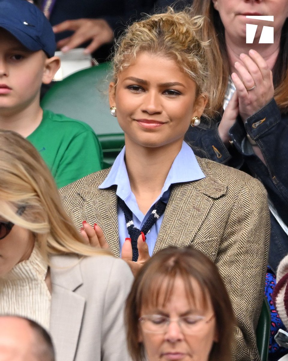 TennisChannel's tweet photo. Tashi Duncan made it to SW19 👋 🍓  

#Wimbledon | @Zendaya https://t.co/VifTWUZb4m