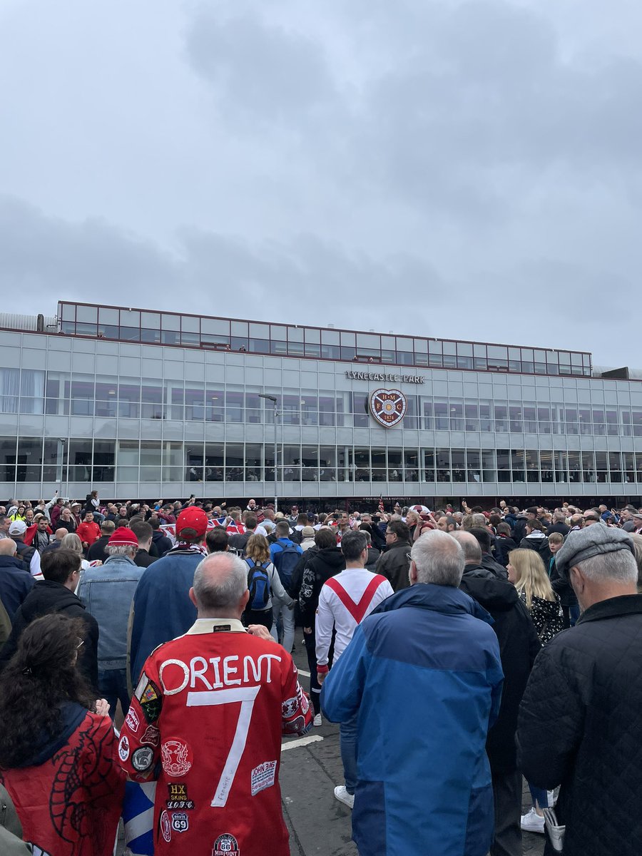 Lee Maddin tweet media