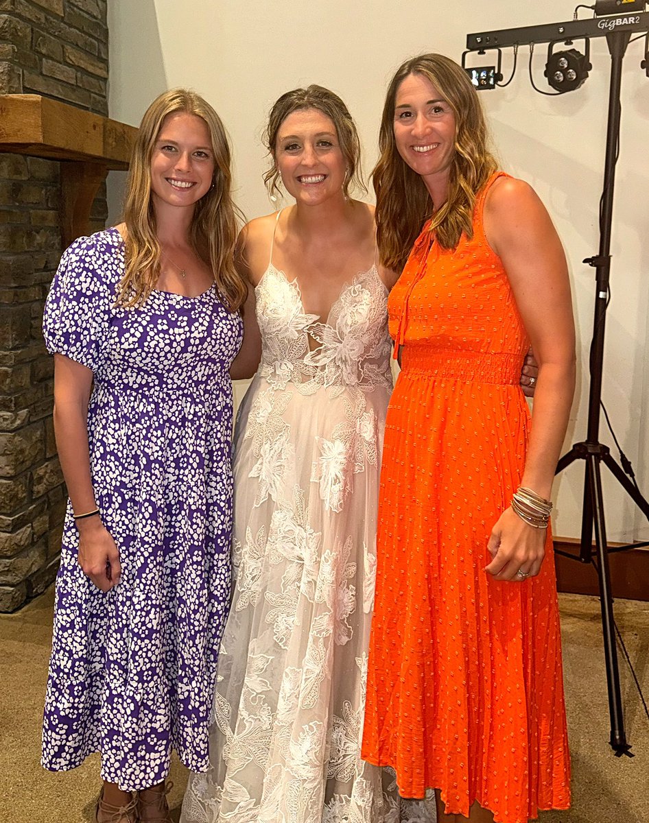 Anna, you make the most BEAUTIFUL BRIDE!! We loved getting to share in your special day!! Loved getting to see a few of our former players too!! <a href="/PLS_activities/">PLS Titan Activities</a>