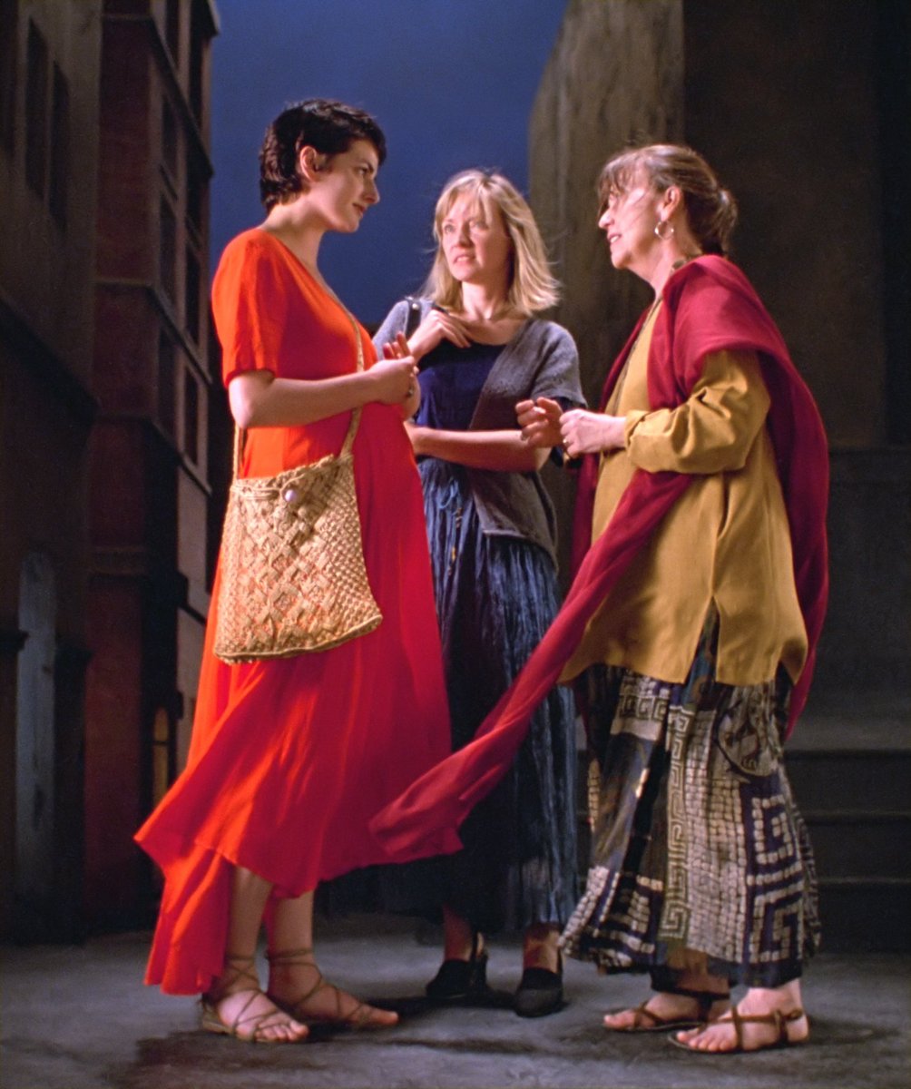 bpkelly89's tweet photo. RIP Bill Viola, an alchemist of the moving image who exploded small moments into tableaux of staggering depth https://t.co/sPRYdVzSVM