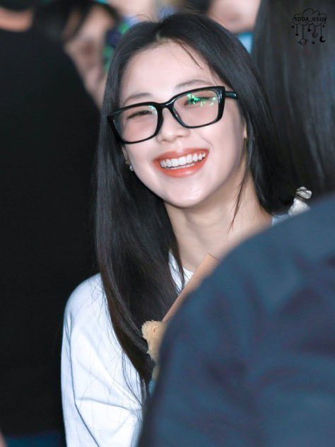 rukaloops's tweet photo. She has the prettiest smile ever #Ruka https://t.co/M3NkNnBiM3