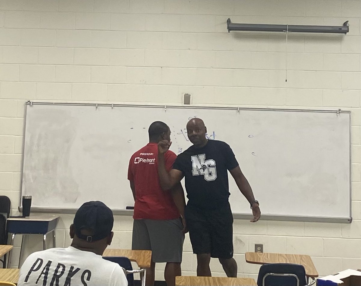 Northgate Football (@ngvikingsfb) on Twitter photo Coach jackson kicks off the youth coaching clinic. Let’s go!!! <a href="/kwhit4/">Kevin Whitley</a> <a href="/ngfbrecruits/">Northgate Football Recruits</a> <a href="/Northgate_High/">Northgate High School</a> Coach jackson kicks off the youth coaching clinic. Let’s go!!! <a href="/kwhit4/">Kevin Whitley</a> <a href="/ngfbrecruits/">Northgate Football Recruits</a> <a href="/Northgate_High/">Northgate High School</a>