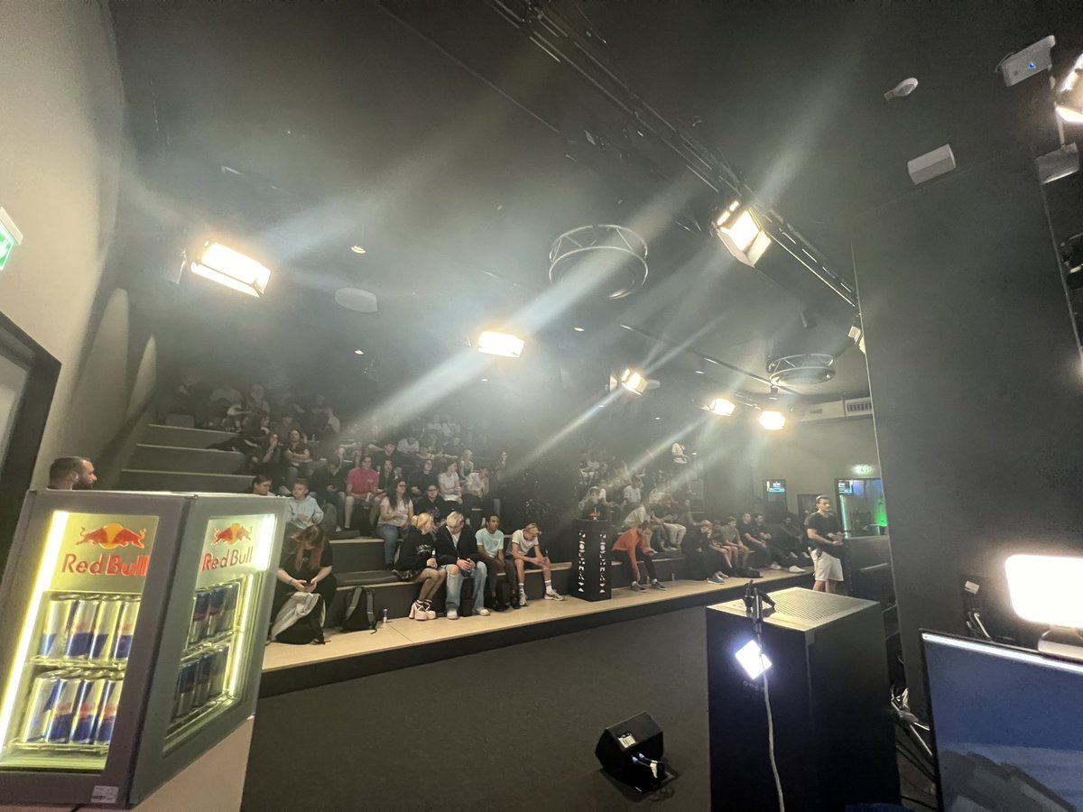 2500€ LAN SPEEDRUN TURNIER JETZT LIVE (WIR SIND ERSTER NACH SEED 1 DANK <a href="/WichtigerYT/">Wichtiger</a> )

twitch.tv/veni