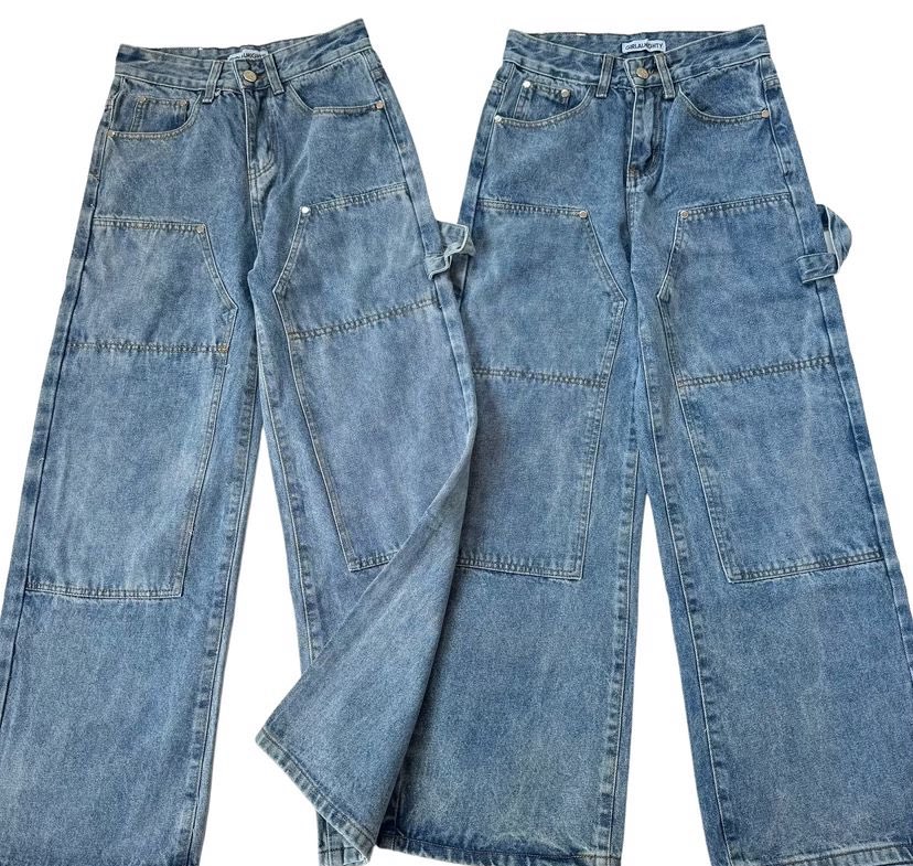 jaembohatdog's tweet photo. wts lfb ph 

girl almighty cowboy blue jeans 
double knee &amp; baggy fit

high waisted size: 31-32 
length: 38-39 inch

selling for ₱550 (bought for 599)
ONHAND &amp; BRAND NEW !!

rfs: ordered a wrong color hehe (i have another jeans na with the same color kasi 😔) https://t.co/oJQHqbyC1W
