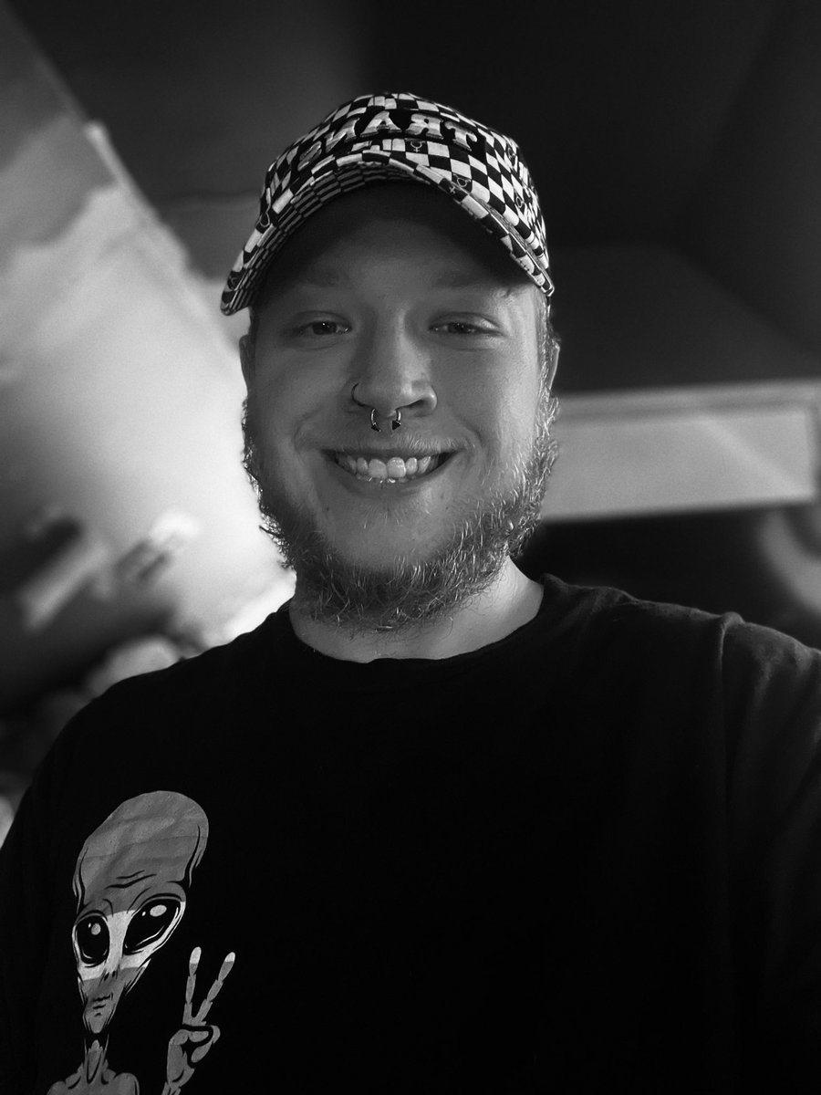 Gage Thunder tweet media