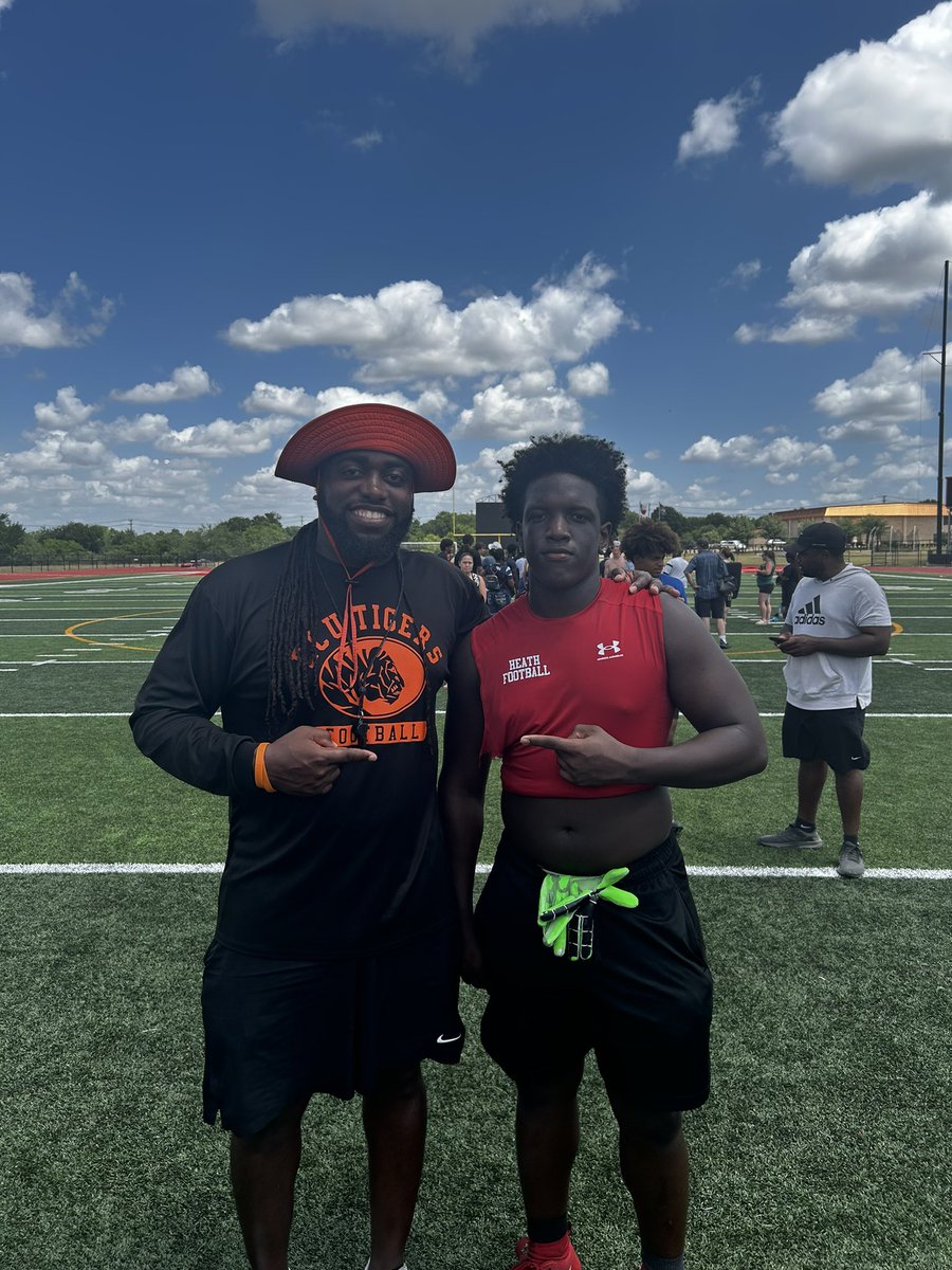 8JMarshall's tweet photo. Man I really balled out today i appreciate the opportunity @CoachIngramECU said he loved my swag and energy today thank you @ECUTigersFB @CoachBVOdom see yall in September🚀! https://t.co/snc8BeyjOP