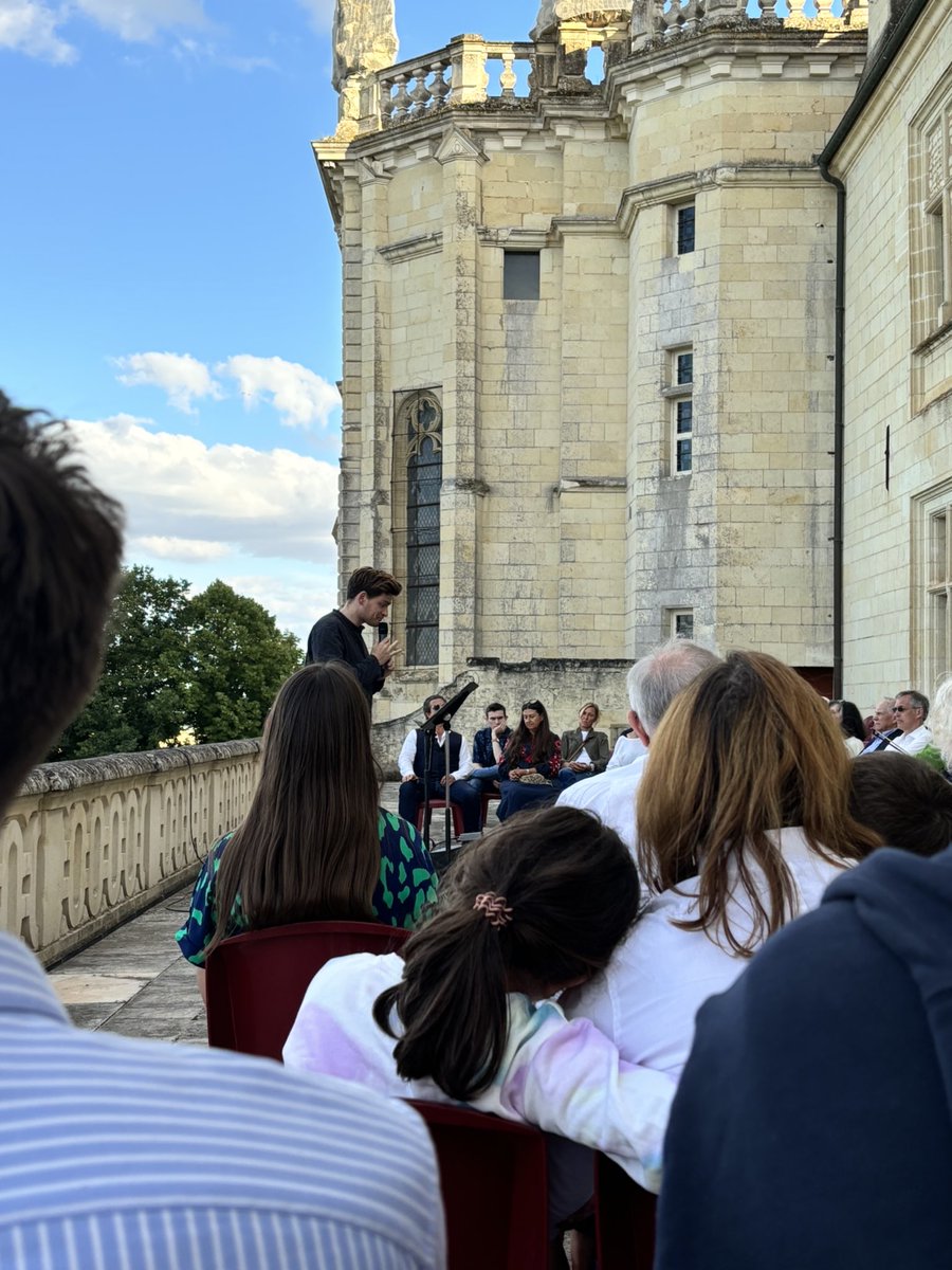 Paul Melun tweet media