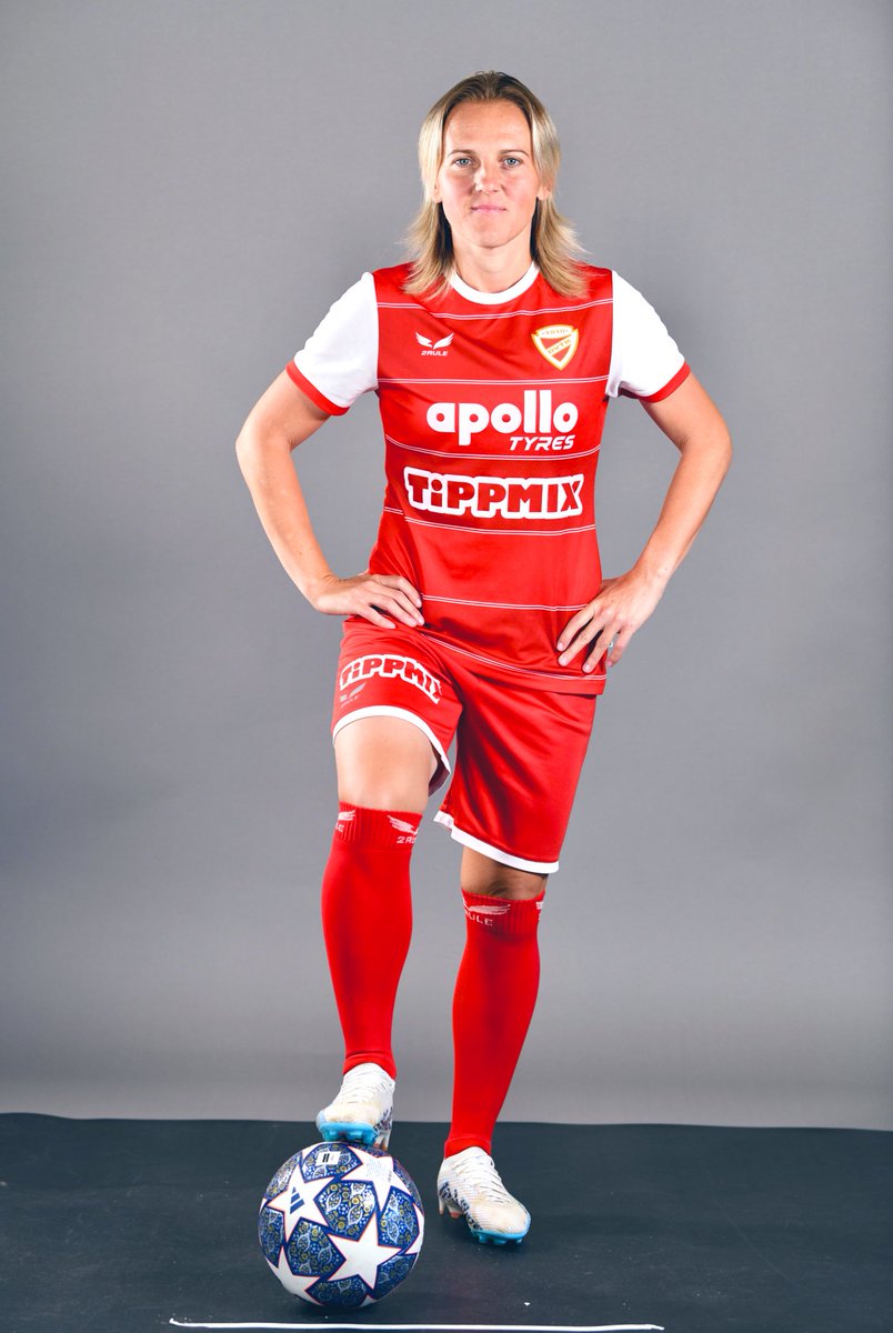 Krisztin Sára (@sarakrisztin) on Twitter photo 