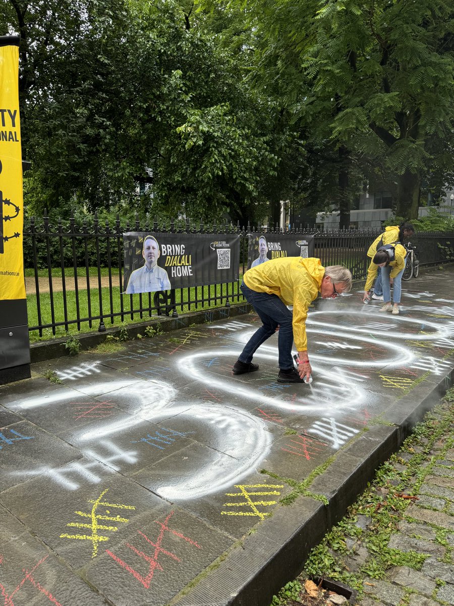 VMehrannia's tweet photo. Yesterday marked 3000 days of Ahmadreza’s arbitrary detention in Iran, and together with  outside of the Swedish consulate in Brussels, we sent a clear message: it is time to bring Ahmadreza home. 
3000 days have passed, no more excuses! https://t.co/S02pYuSM7M