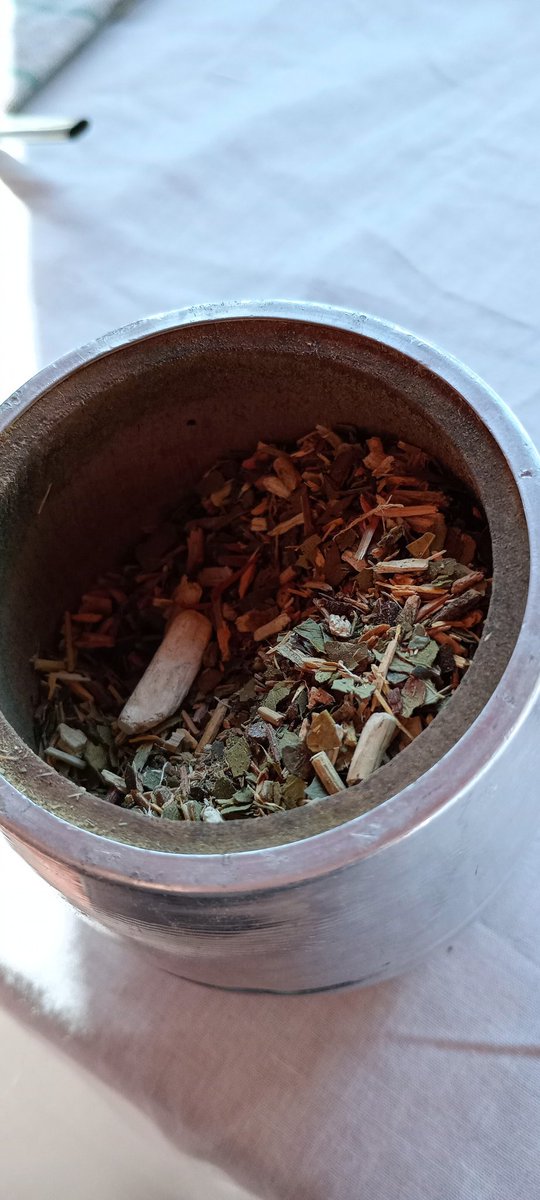 Pedí yerba y me vino con un palito de la selva(?