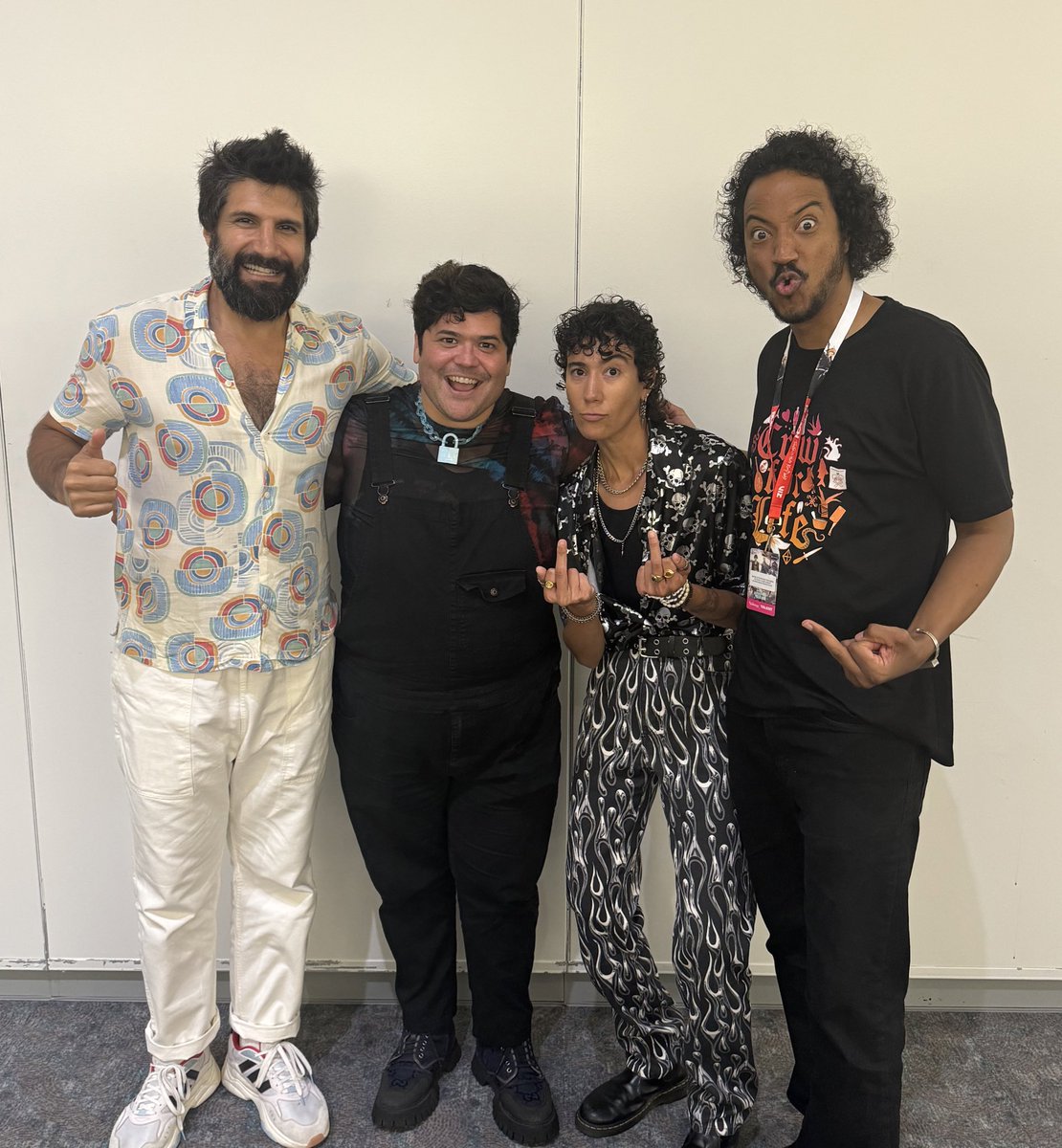 Taikaverse crossover! ✨🧛🏼‍♂️🏴‍☠️✨
<a href="/theshadowsfx/">What We Do In The Shadows</a> #OurFlagMeansDeath 
#floridasupercon