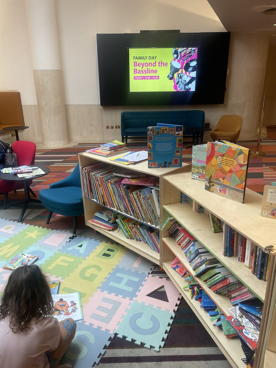 JamelCarly's tweet photo. Olu was @britishlibrary today for the #BeyondtheBaseline Family Fun day I curated! https://t.co/Z1h5bnboD8