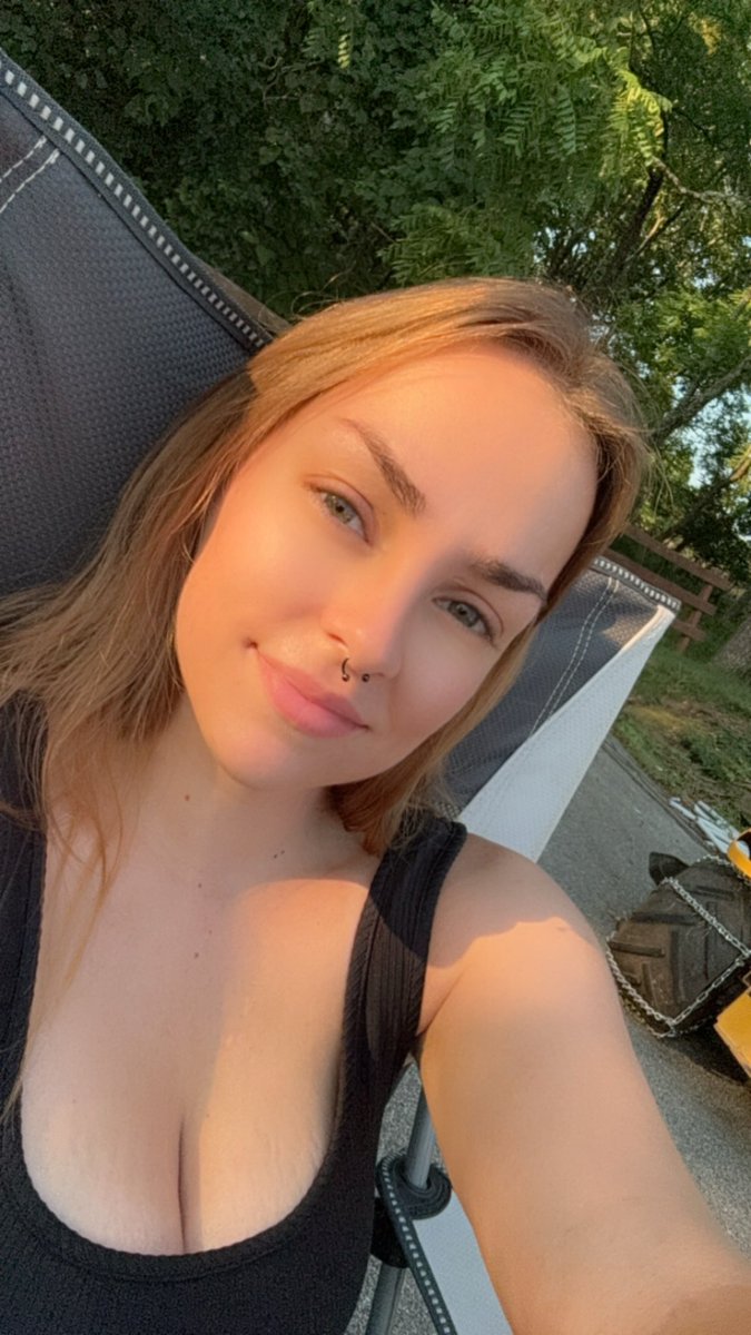 Krissy tweet media