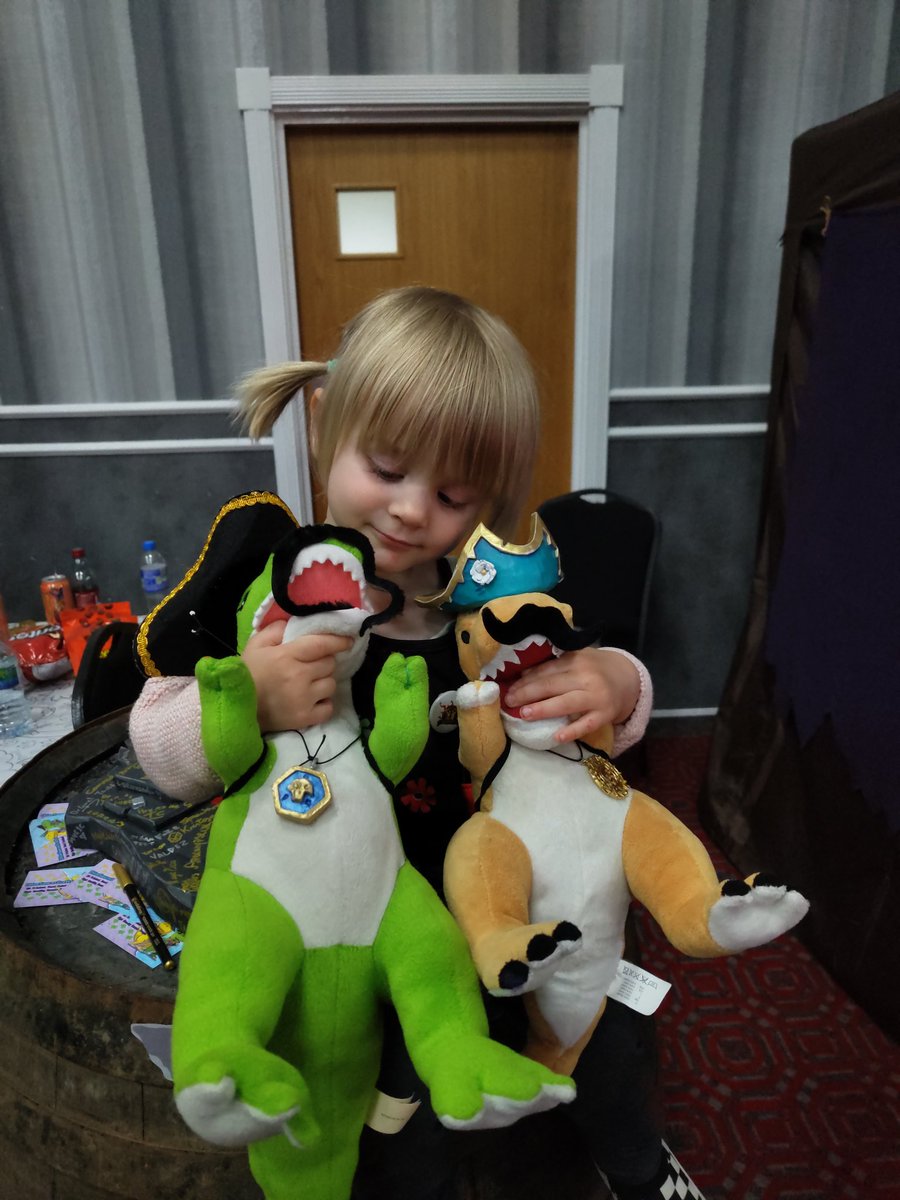 Had the pleasure of attending #SoTFest2024 for the first time. Amazing to see how much Sea of Thieves means to so many people!

Really inspired me to try harder to play more and get involved with the community.