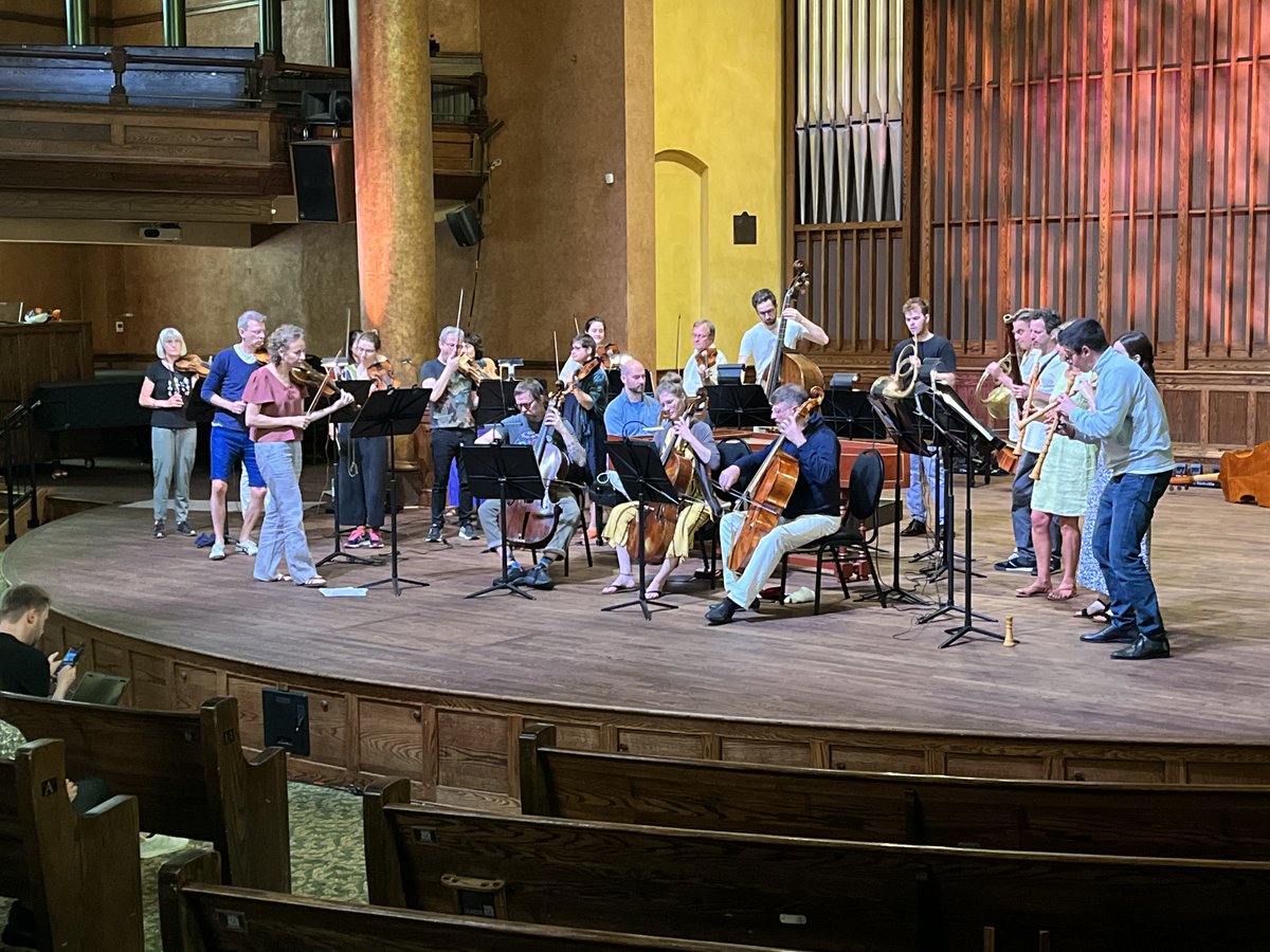 JulianArmour's tweet photo. The world-renowned Freiburg Baroque Orchestra has arrived in Ottawa for their two concerts today at @musicbeyondott. They sound fabulous!! https://t.co/ZRSAR1Dkn3