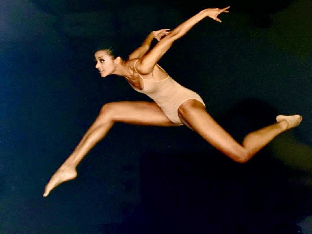 balletsoul's tweet photo. We work with all dancers, from young beginners to professionals, to unlock passion and potential. 

#BlackBallet
#Ballet
#African
#Contemporary 
#Dance
#DancersofInstagram
#London
#SouthLondon
#Culture
#Grassroots https://t.co/cbjC9G26dm