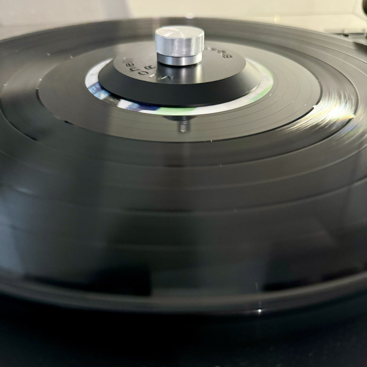 jussiertio's tweet photo. 🎶"Take me through the garden, take me through the dark / Baby, beg your pardon, keep me from coming apart"🎵
Ten Commandos – Ten Commandos
(2015 US, Canada & Europe)
#TenCommandos @10Commandos
#nowspinning #vinylrecords #vinylcommunity https://t.co/R3LJwI1a7P