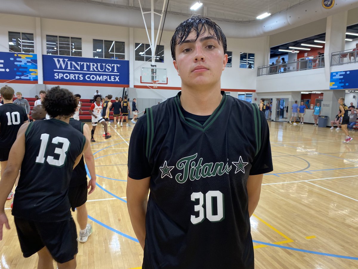 RyanJamesMN's tweet photo. Northstar Titans 67 Powerhouse Hoops IL 60

@NorthstarTitans: Jackson Driessen 19pts/8rbs (6-11fg, 5 3s)), Soren Leafblad 12pts/4ast, Drew Kolander 12pts/14rbs (3-8fg)

PH: Kaiden Chatham 17pts/11rbs/5ast/3stl (7-18fg), Henry Marshall 11pts (4-11fg), #31 12pts

@PHCircuit https://t.co/Ma08oveqGd