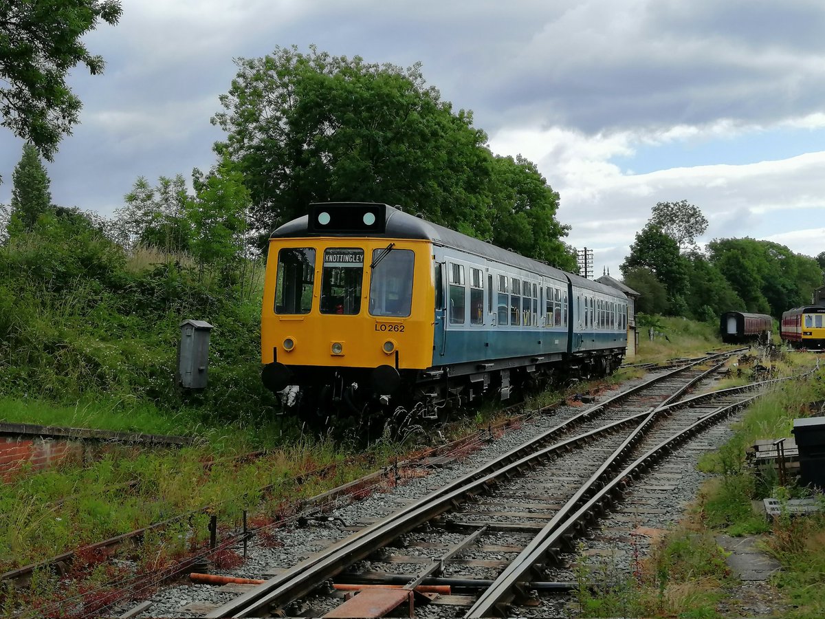 SteelCityDog_'s tweet image. And to wrap up the #DMUposting, this lovely example of a Class 108 that I am yet to sample at @midrlybutterley, numbered LO 262. While I was there for the HST, I couldn't ignore this beauty! #unitphottersunite #class108 #classictraction #classicDMU