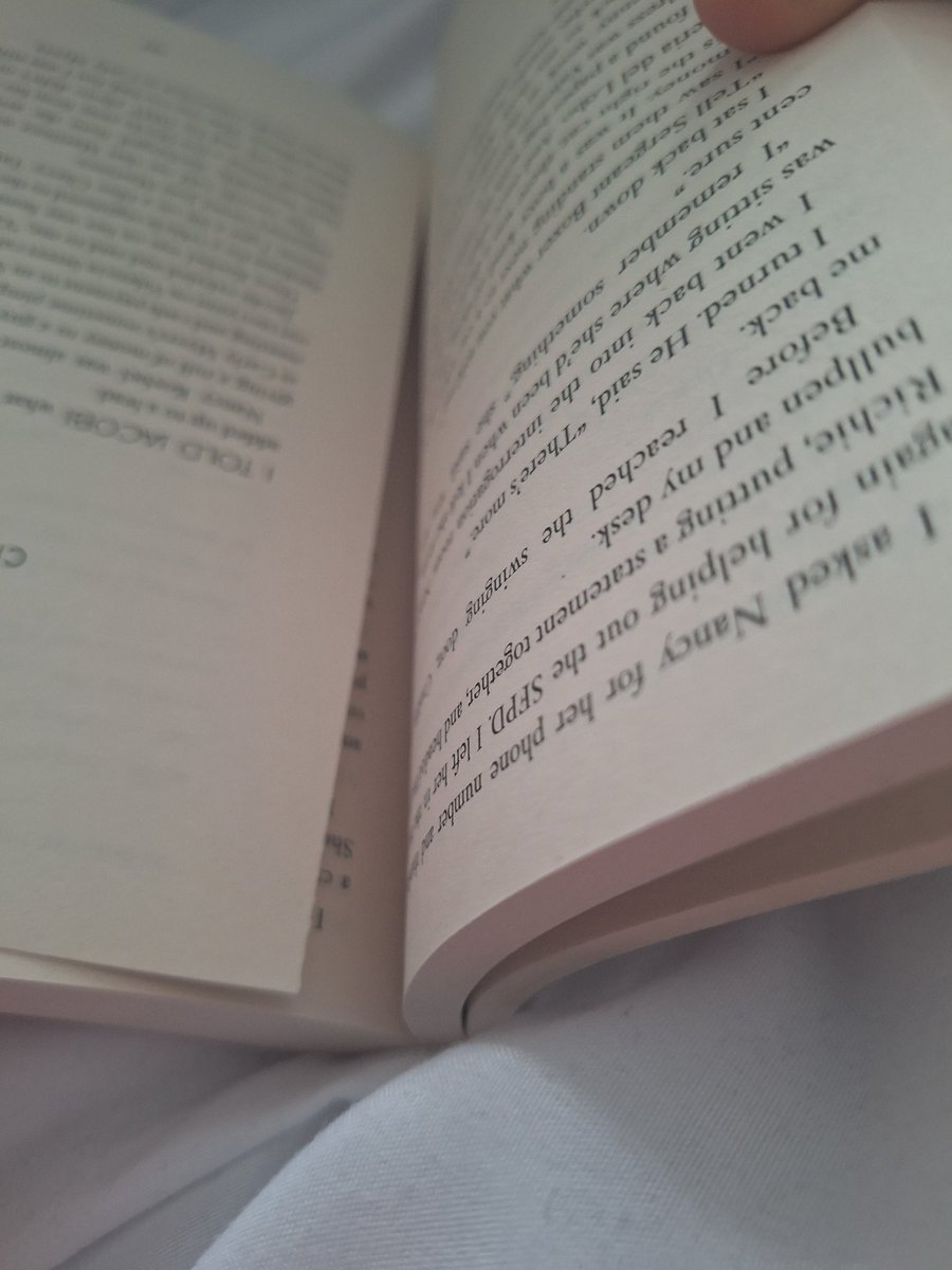 ZowieTinker's tweet photo. @JP_Books 55 pages in and the pages are falling out page 157 chapter 50. https://t.co/cgJi3rqr2f