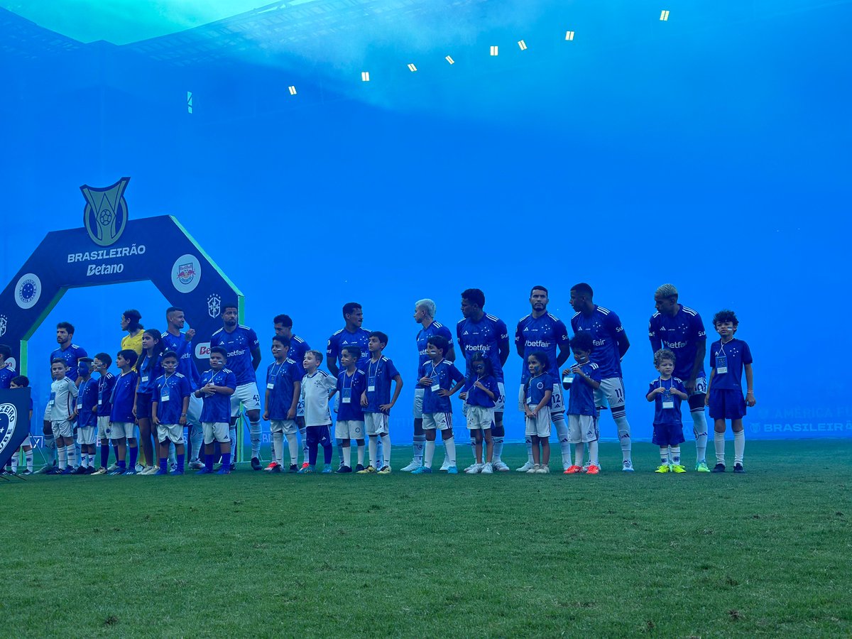 Cruzeiro's tweet photo. ⭐ A IMAGEM DO CRUZEIRO RESPLANDECE ⭐ https://t.co/Jt8Gt7TM4e