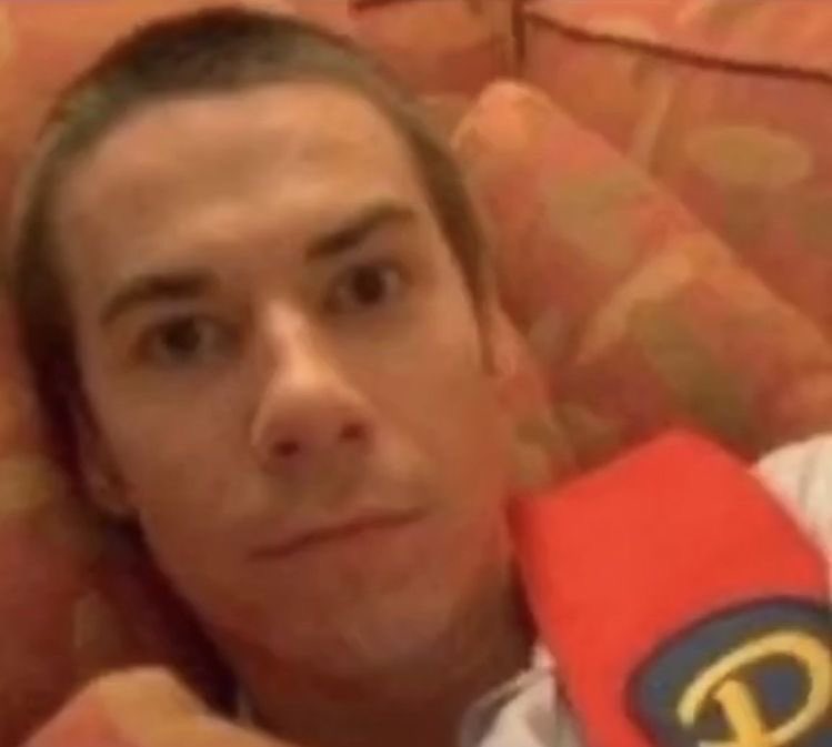 sentí que por primera vez me estaba llevando increíblemente bien con mi mamá así que decidí contarle mis secretos y a los 15 minutos me pelee y los usó en mi contra