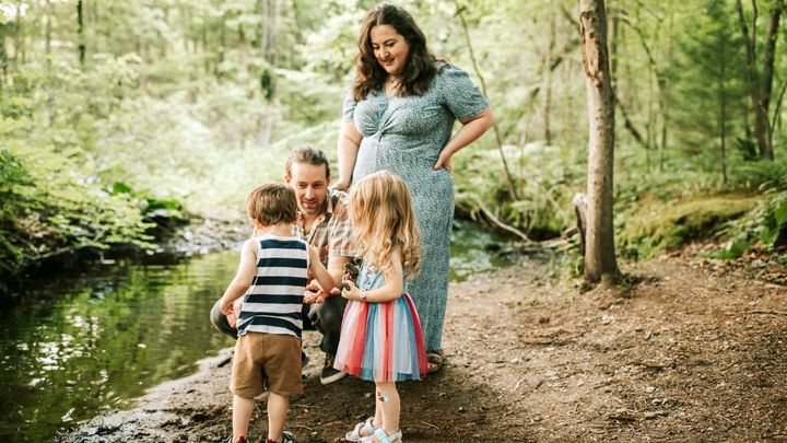 ZENOPHRENIC's tweet photo. My sister in law was recently diagnosed with ALS and home modifications need to be made for her wheelchair. My family has organized a gofundme, and it would mean so much to me if you could spread the word. https://t.co/6lSFeFBWv3 https://t.co/wT4x6Sp4CA