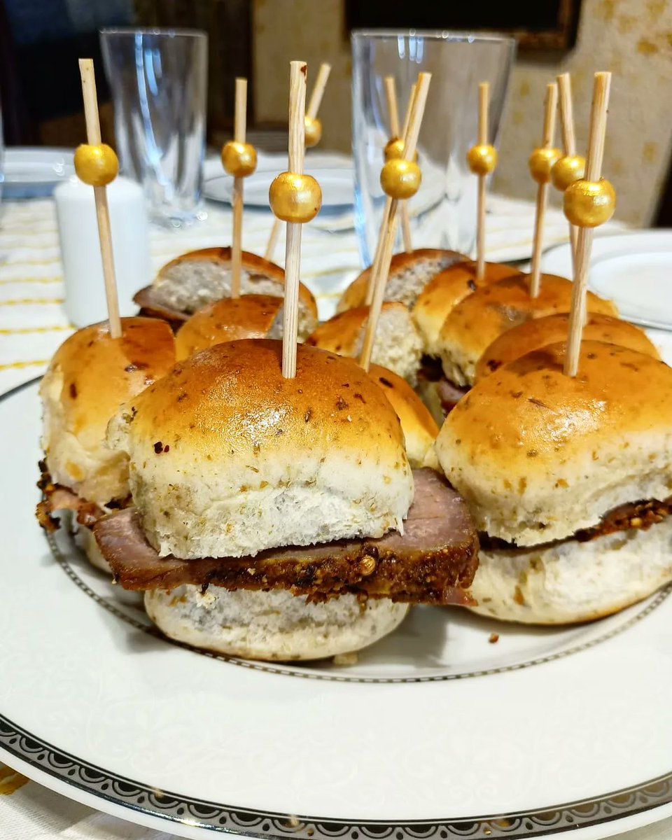 JoacoMobilio's tweet photo. #Pastron #CumpleMa https://t.co/6HgOoSYOzx
