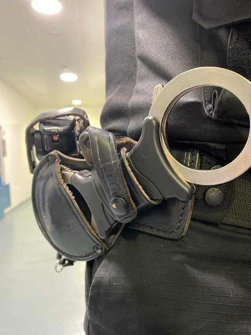 MPSGreenfordBwy's tweet photo. Whilst on patrol on Greenford Broadway today we came across a street drinker causing ASB near Iceland. This male has previously been issued with a Community Protection Notice due to this behaviour, so was arrested for being in the area he was banned from #mylocalmet #spaceforone https://t.co/f2jPmW7jjC