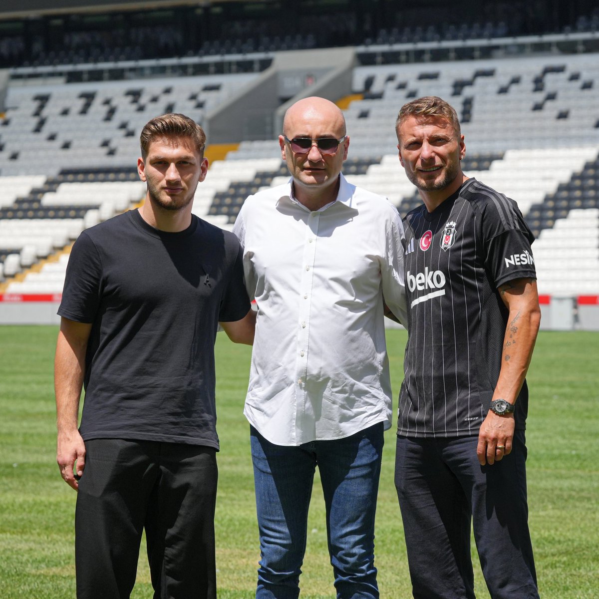 HaberKartali's tweet photo. 🕶️ Semih ve Immobile bir arada. https://t.co/6EwtX3i61C
