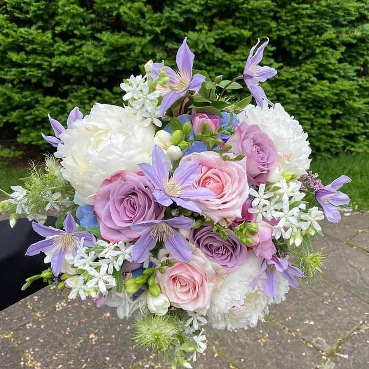 Dulcelinelatina's tweet image. Life is happy when we put God first in our lives! 🙏

#PutGodFirst #YourDay #EveryDecision #YourHeart