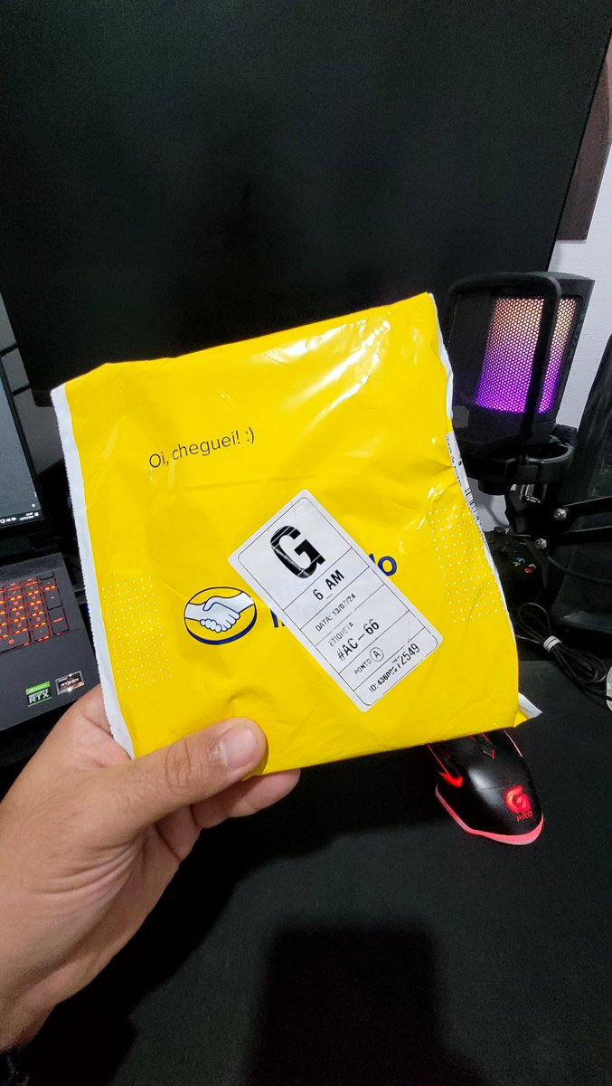Italo_Vita's tweet photo. #Isei ontem e chegou hoje.
E ai, conseguem adivinhar o que é?
#MercadoLivre https://t.co/MlHwo8ahQf