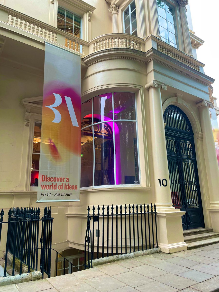 vanessaplain's tweet photo. Inspiring evening at @BritishAcademy_ summer showcase last night, with talks &amp; performances showcasing the impact of social science &amp; humanities - followed by a day of relaxed tourism in London with a view from @TheShardLondon and some food &amp; drink by the Thames. https://t.co/Ld9Kp2tQLR