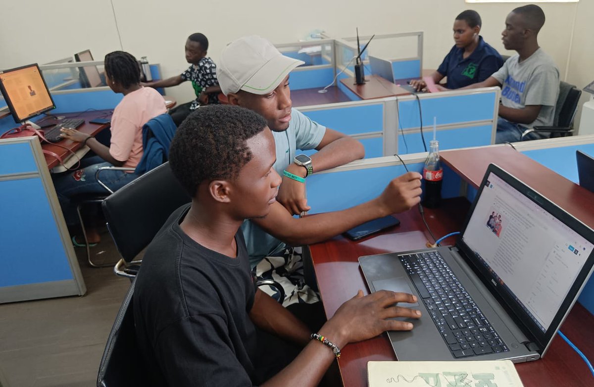 OfficialMubs's tweet photo. MUBS' digital skills participants are gearing up for the Marketplace of Market-driven Skills at the Skills for the Future Symposium 2024! Get ready to witness innovation, collaboration, and talent on display. 
@MUBSICTCentre
@UNICEFUganda
@Moglsd_UG
@Educ_SportsUg https://t.co/NwyYuIF76w