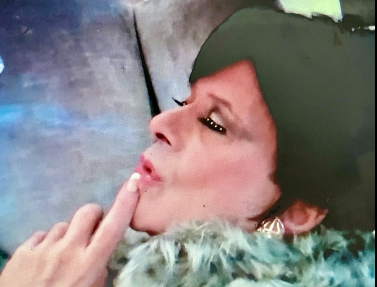 TheWeightSaint's tweet image. Hello gorgeous!  Please don’t rain on my parade.