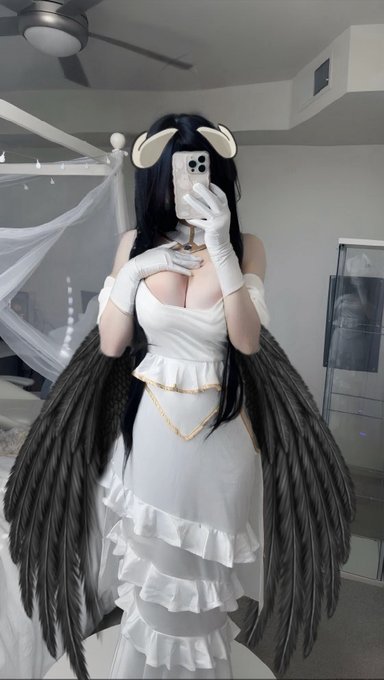 be mine https://t.co/2Cu4zP7qVy