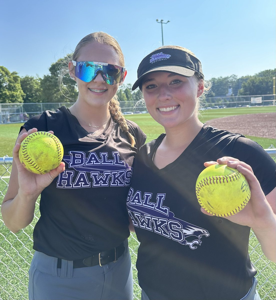TN BallHawks - Dotson 12U (@05ballhawks) on Twitter photo Our <a href="/DestinyWarren64/">Destiny Warren</a> and <a href="/carlie_sheets/">Carlie Sheets 2024</a> go yard today at the Atlanta Legacy!! Great job, D and Sheets! Keep it up! 🥎🥎💜💜💪💪
#WeFlyTogether Our <a href="/DestinyWarren64/">Destiny Warren</a> and <a href="/carlie_sheets/">Carlie Sheets 2024</a> go yard today at the Atlanta Legacy!! Great job, D and Sheets! Keep it up! 🥎🥎💜💜💪💪
#WeFlyTogether