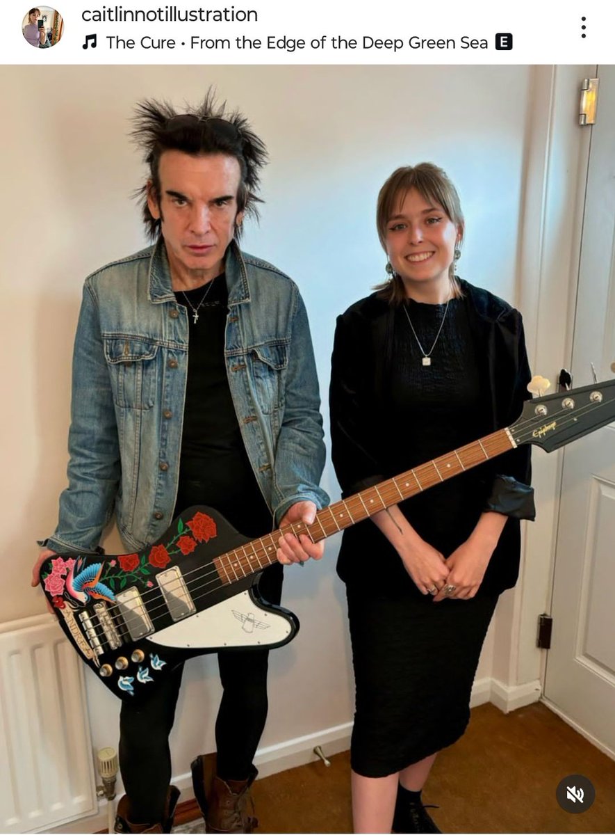 Chain of Flowers tweet media