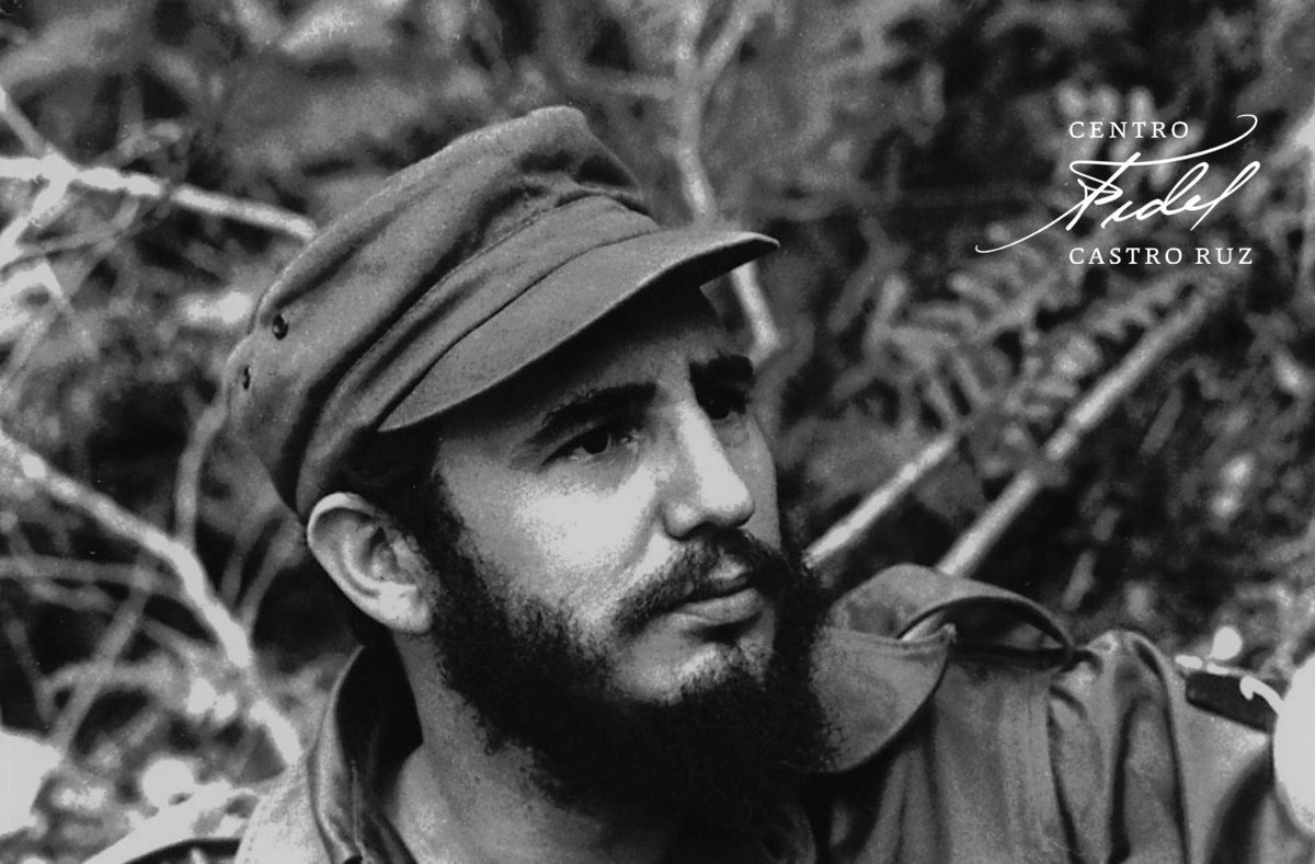 #Fidel:"Siempre debemos estar ajustando cuenta con nuestras conciencias. Y nunca, jamás, podemos estar conformes con nosotros mismos, porque el hombre que esté conforme consigo mismo no es revolucionario".