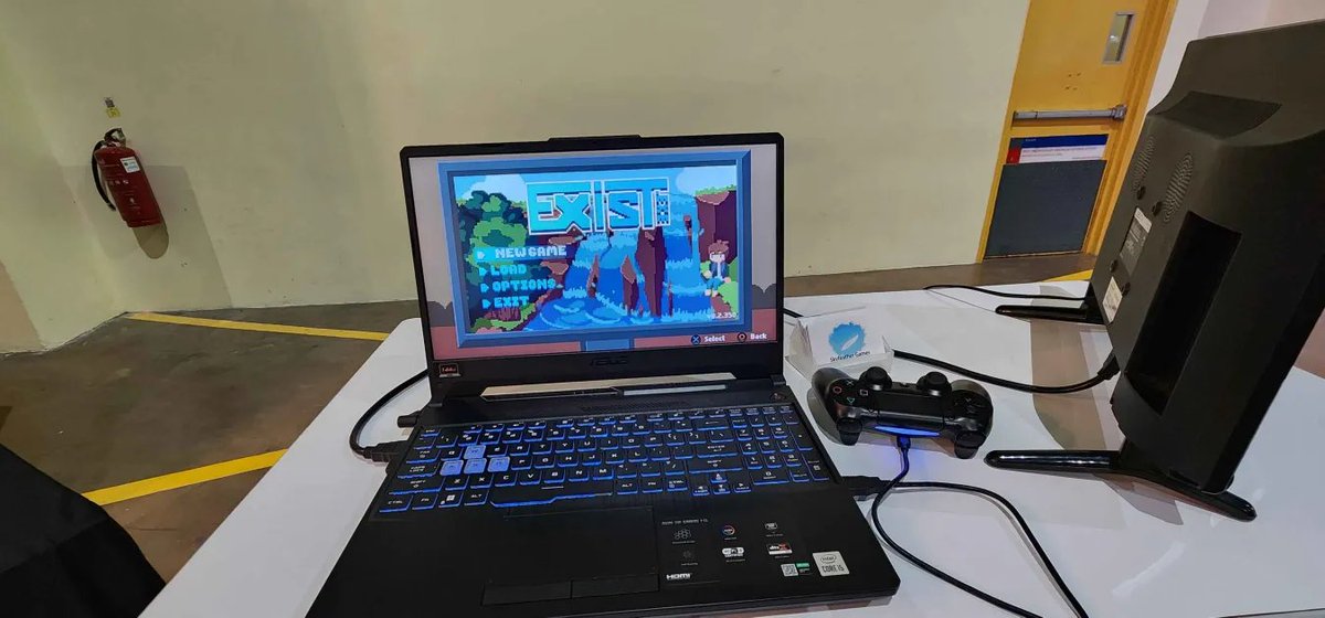 Showcasing Exist.EXE at Day1 of #Nijigenexpo!
See you guys at Day2!

#IndieGames #PuzzleGames